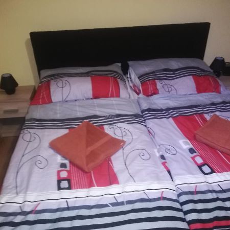 Privat Femamki Daire Licartovce Dış mekan fotoğraf