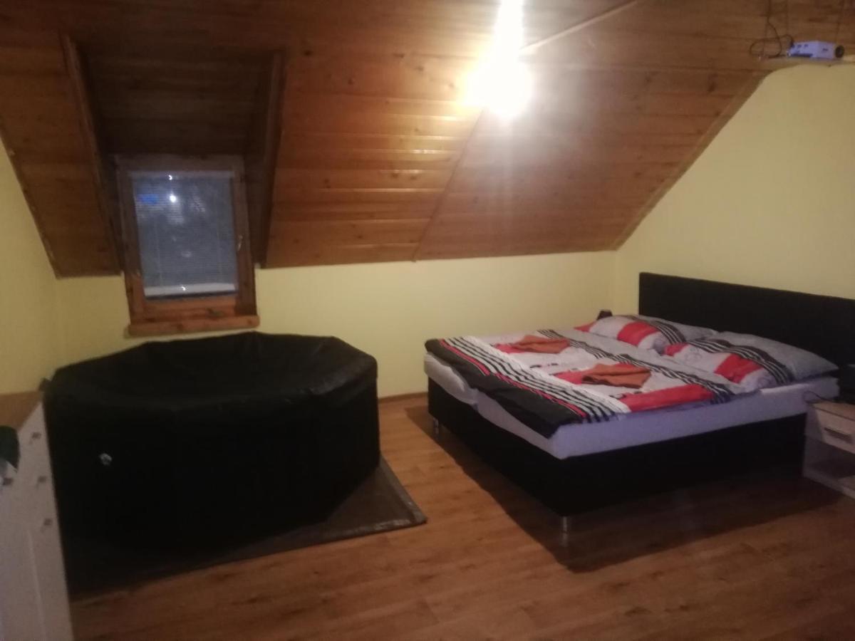 Privat Femamki Daire Licartovce Dış mekan fotoğraf