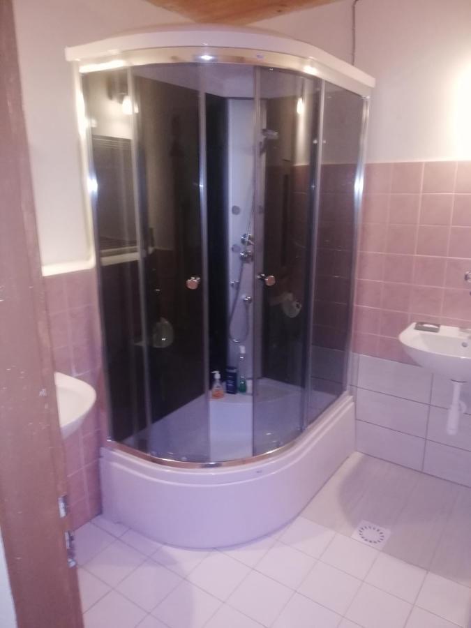 Privat Femamki Daire Licartovce Dış mekan fotoğraf