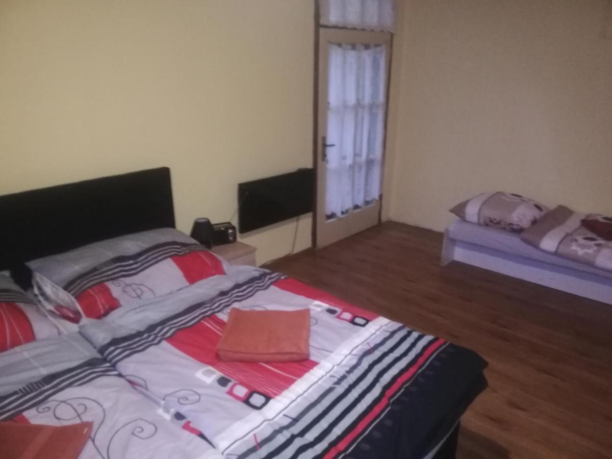Privat Femamki Daire Licartovce Dış mekan fotoğraf